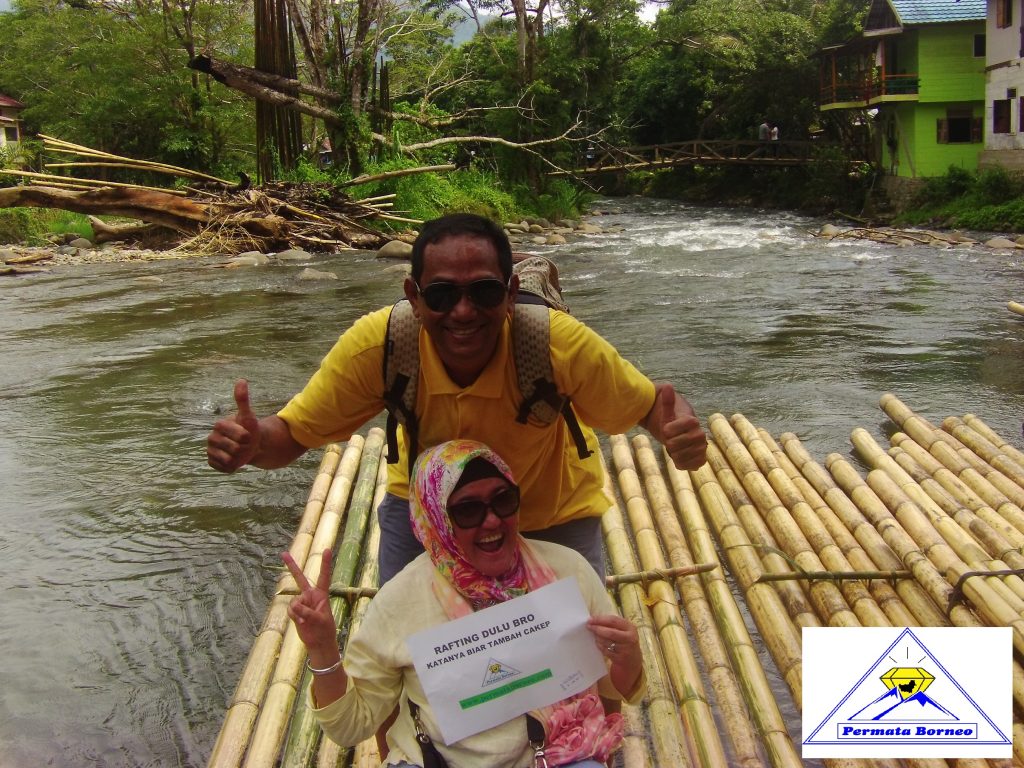Permata Borneo: Bamboo Rafting Loksado